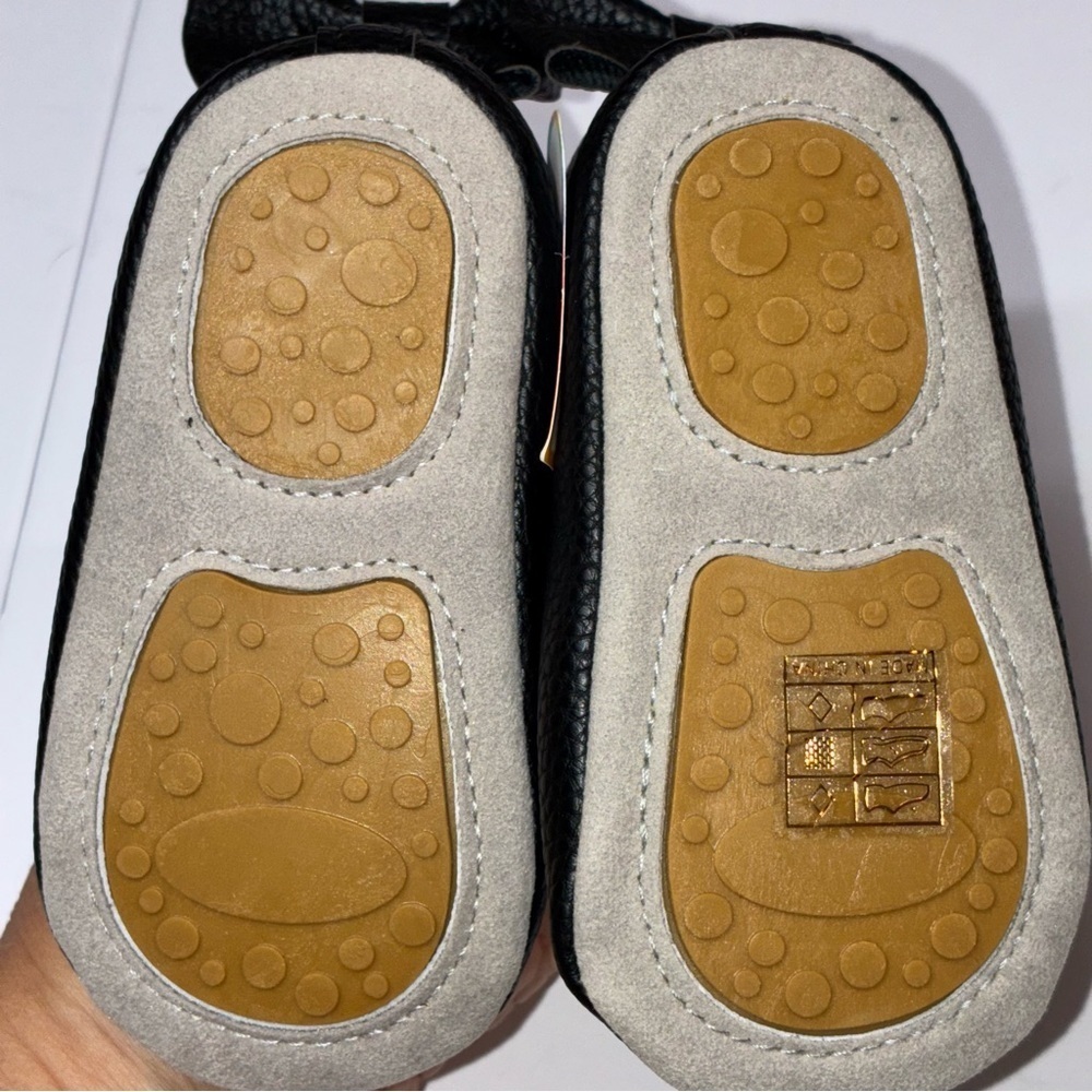 Black Ballet Flats Baby Size 12 Bow On Back Elastic Slip On - Picture 3 of 3